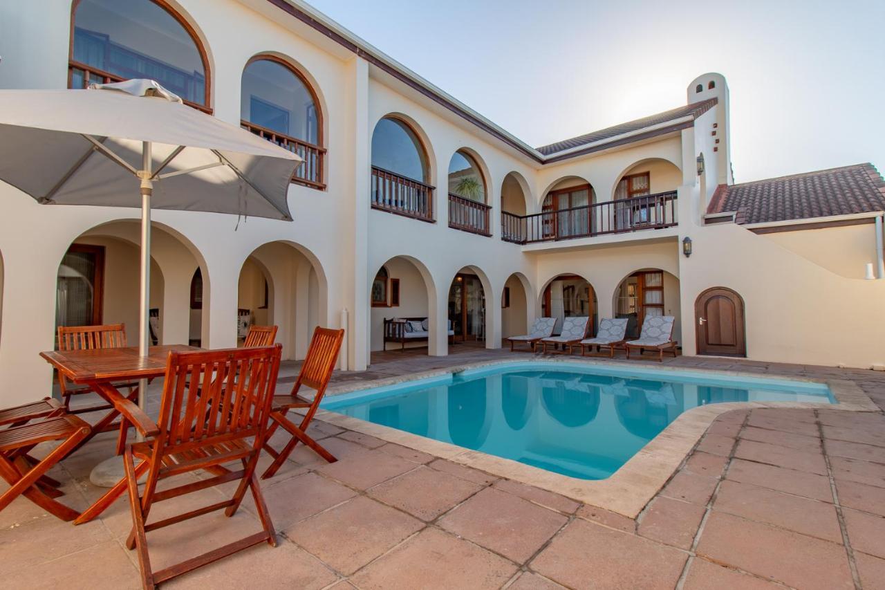 Penguino Guesthouse Hermanus Luaran gambar