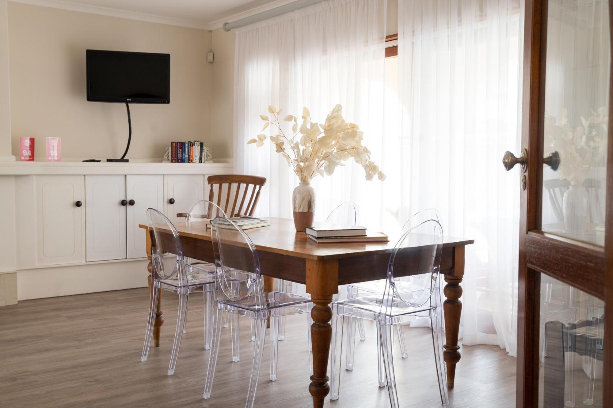 Penguino Guesthouse Hermanus Luaran gambar