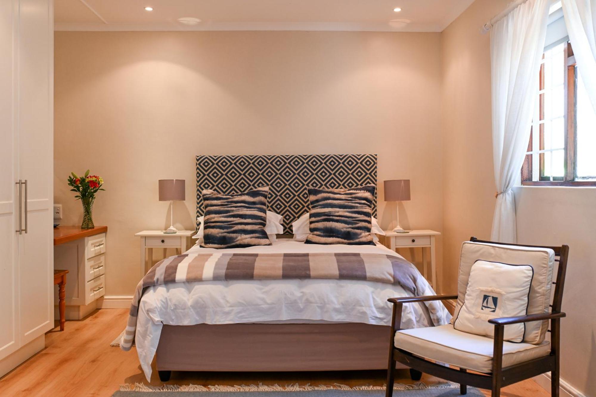 Penguino Guesthouse Hermanus Luaran gambar