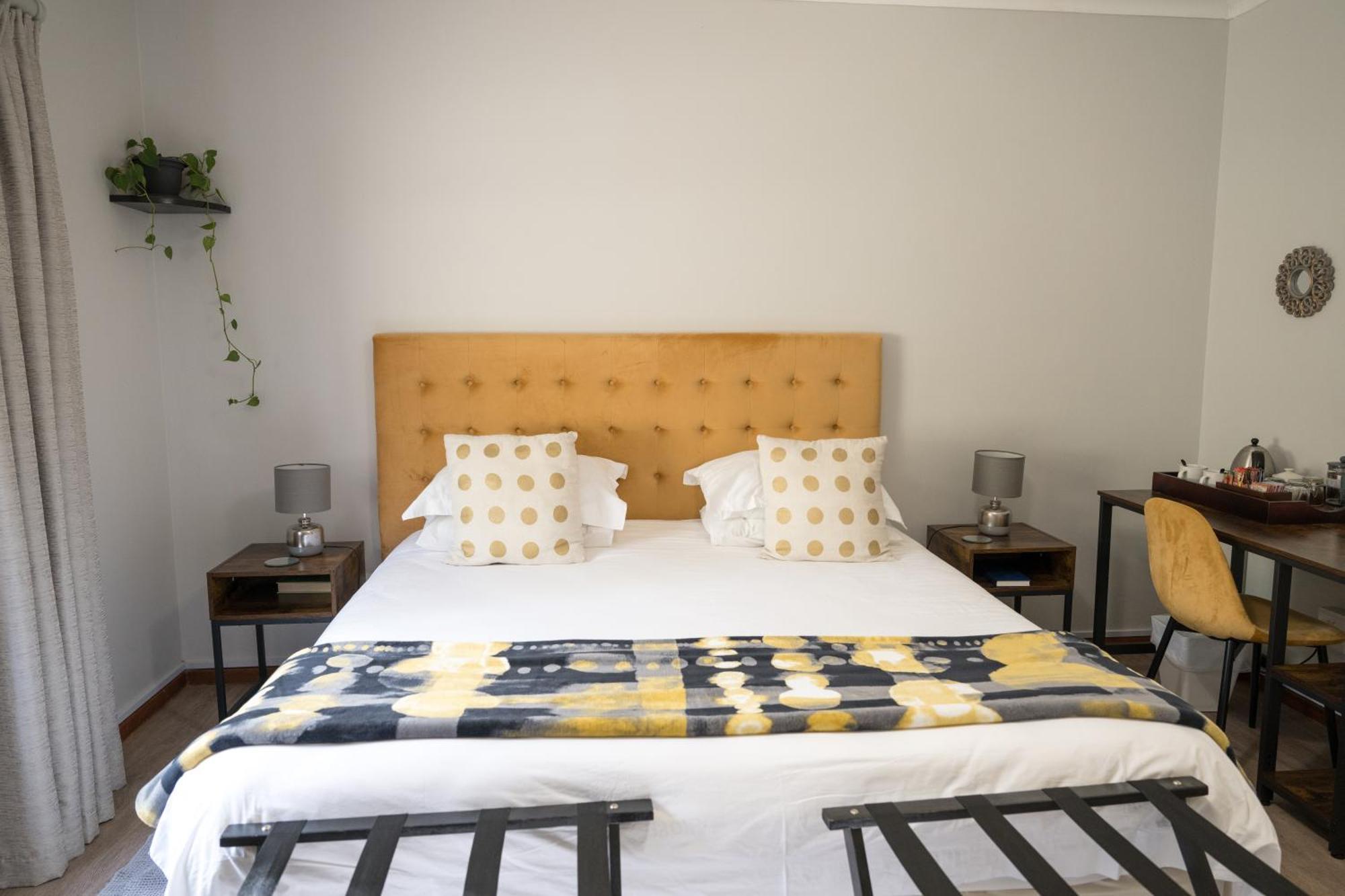 Penguino Guesthouse Hermanus Luaran gambar