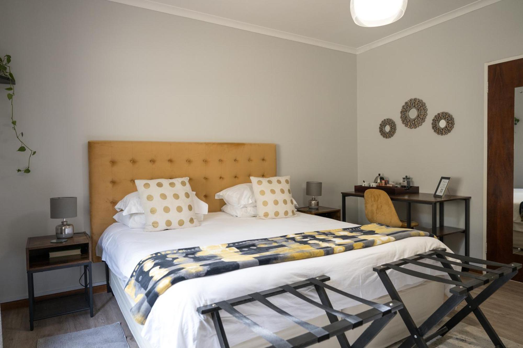 Penguino Guesthouse Hermanus Luaran gambar