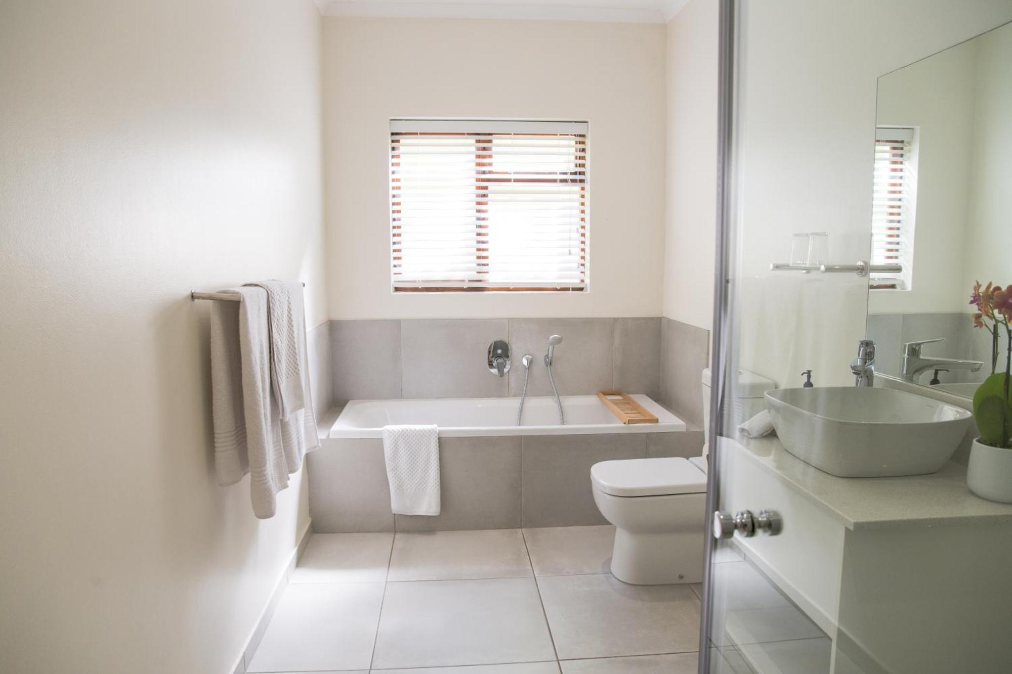 Penguino Guesthouse Hermanus Luaran gambar